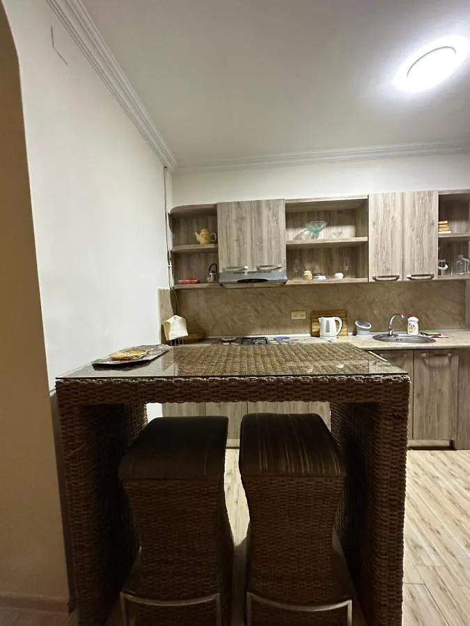 Amazing Magnolia Apartment Batumi 0*,